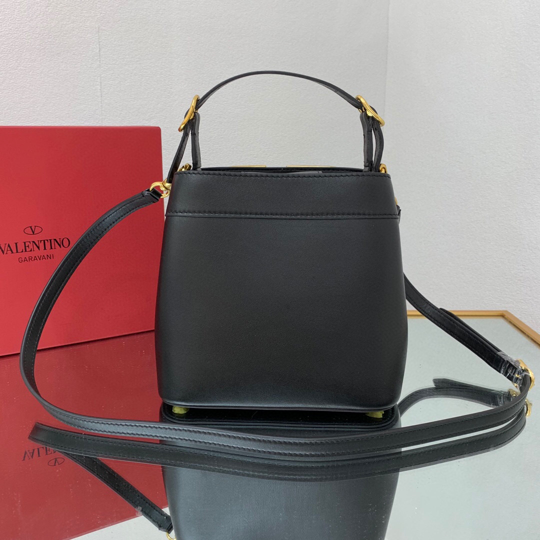 valentino garavani S*pervee