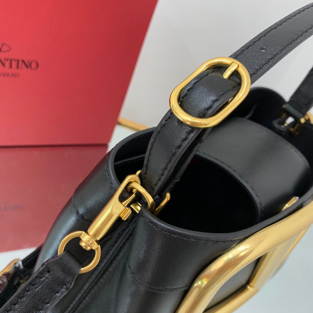 valentino garavani S*pervee