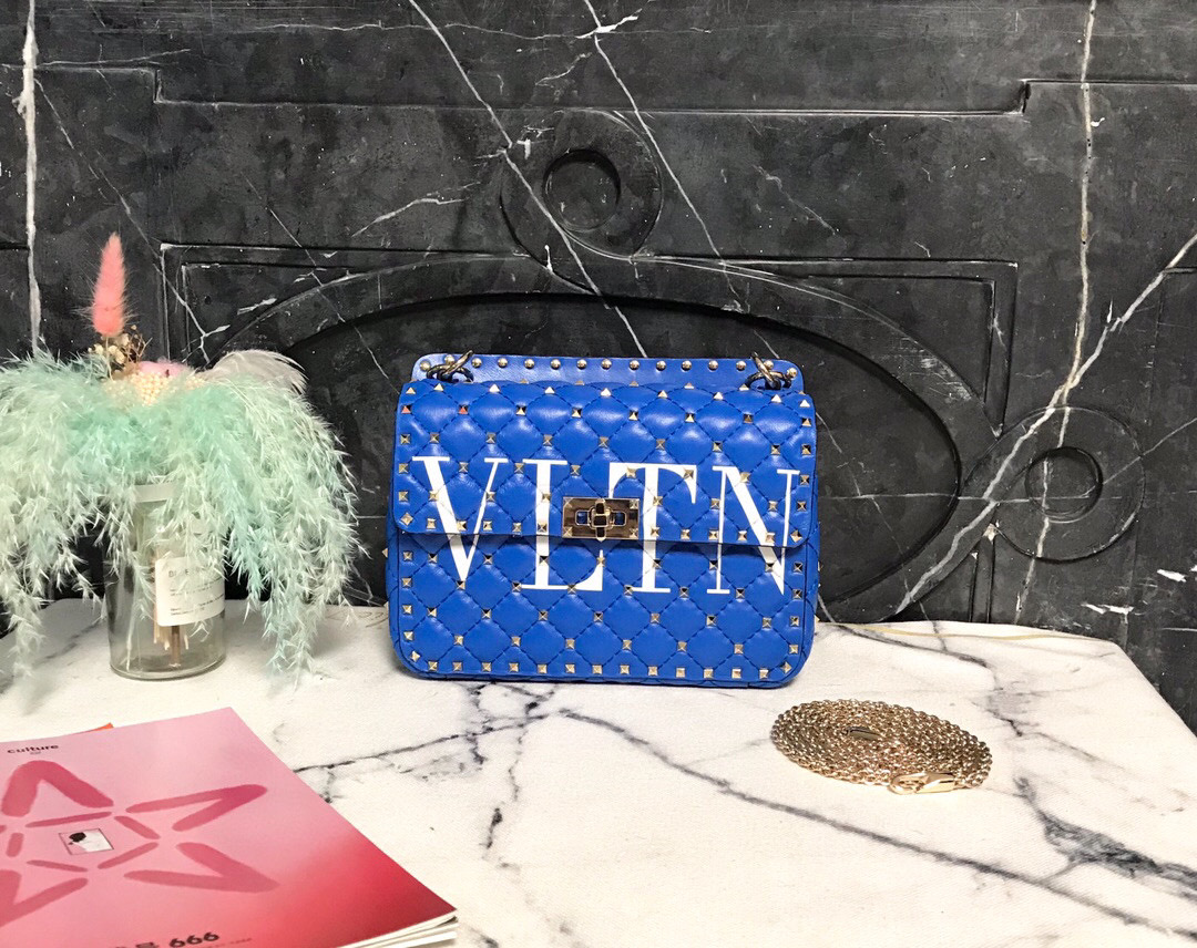 Valentino Garavani Rockstud spike