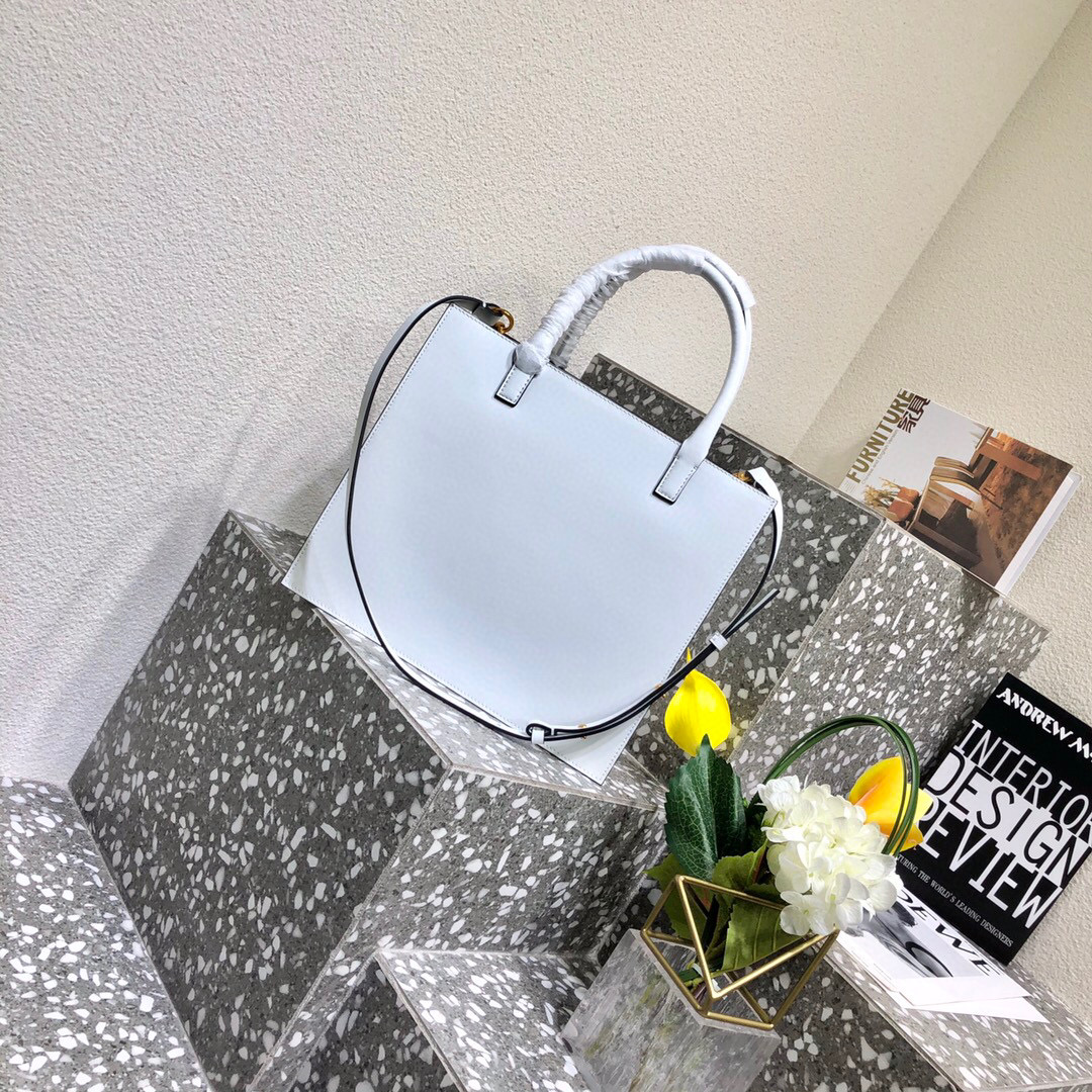 Valentino Garavani Walk Tote