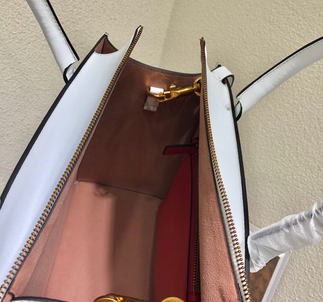 Valentino Garavani Walk Tote
