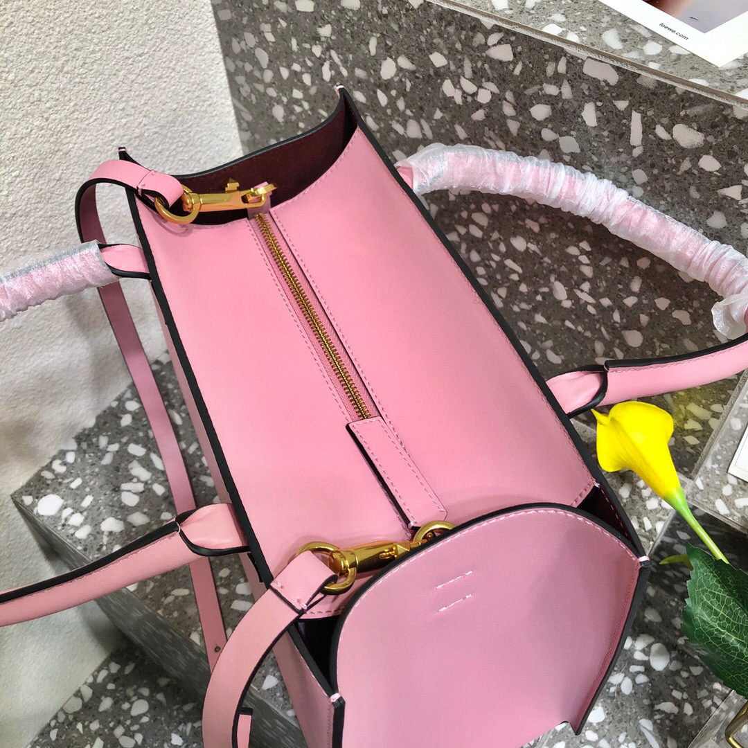 Valentino Garavani Walk Tote