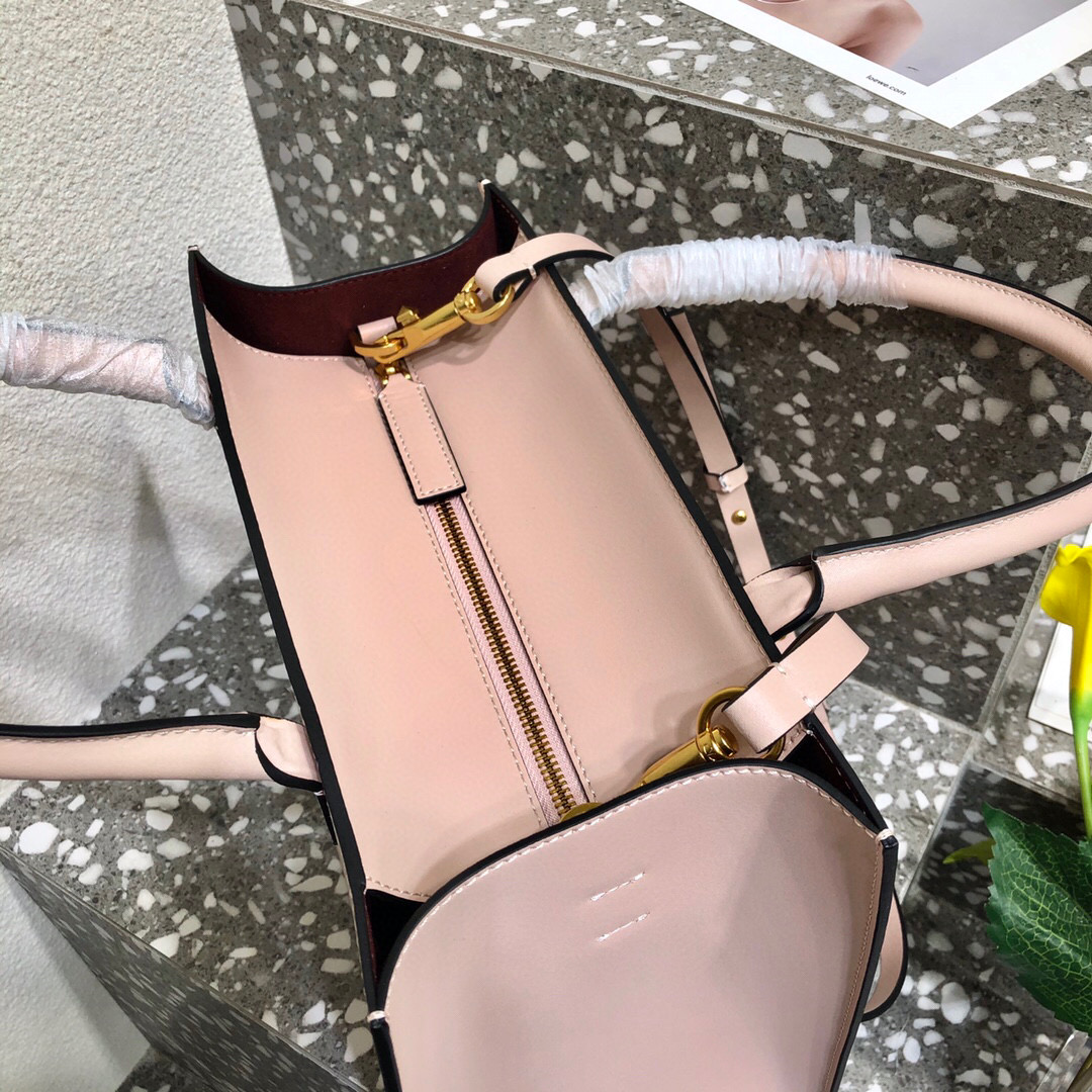 Valentino Garavani Walk Tote