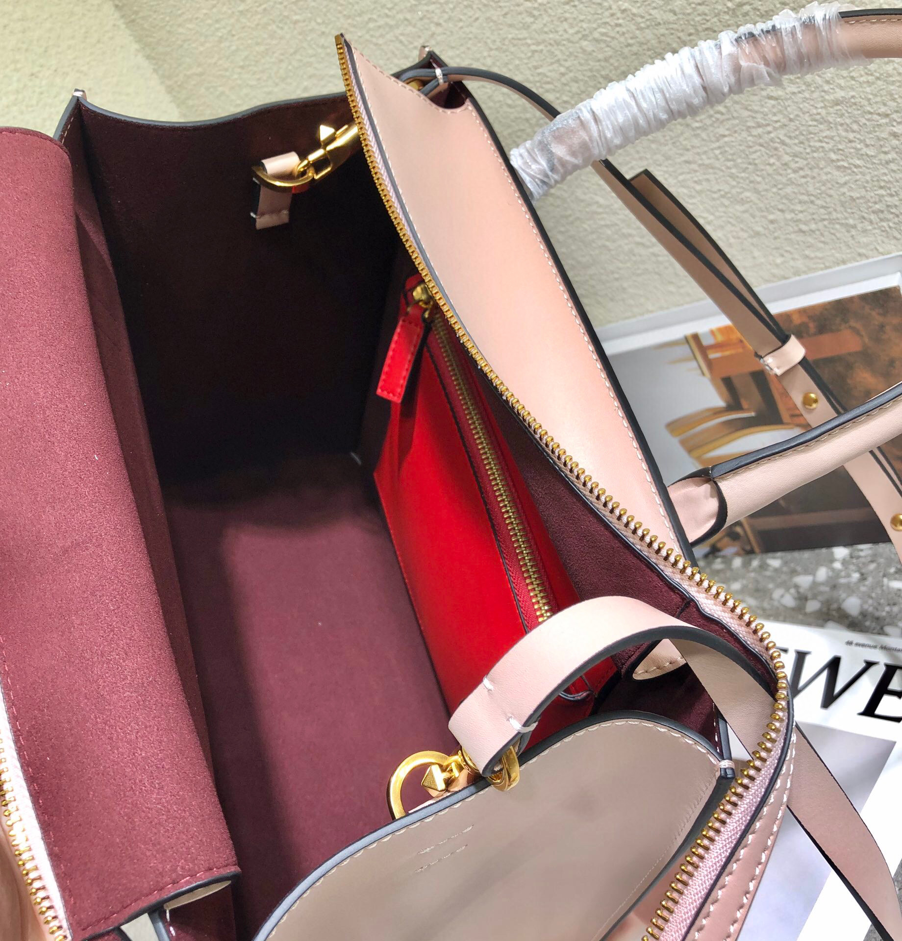 Valentino Garavani Walk Tote