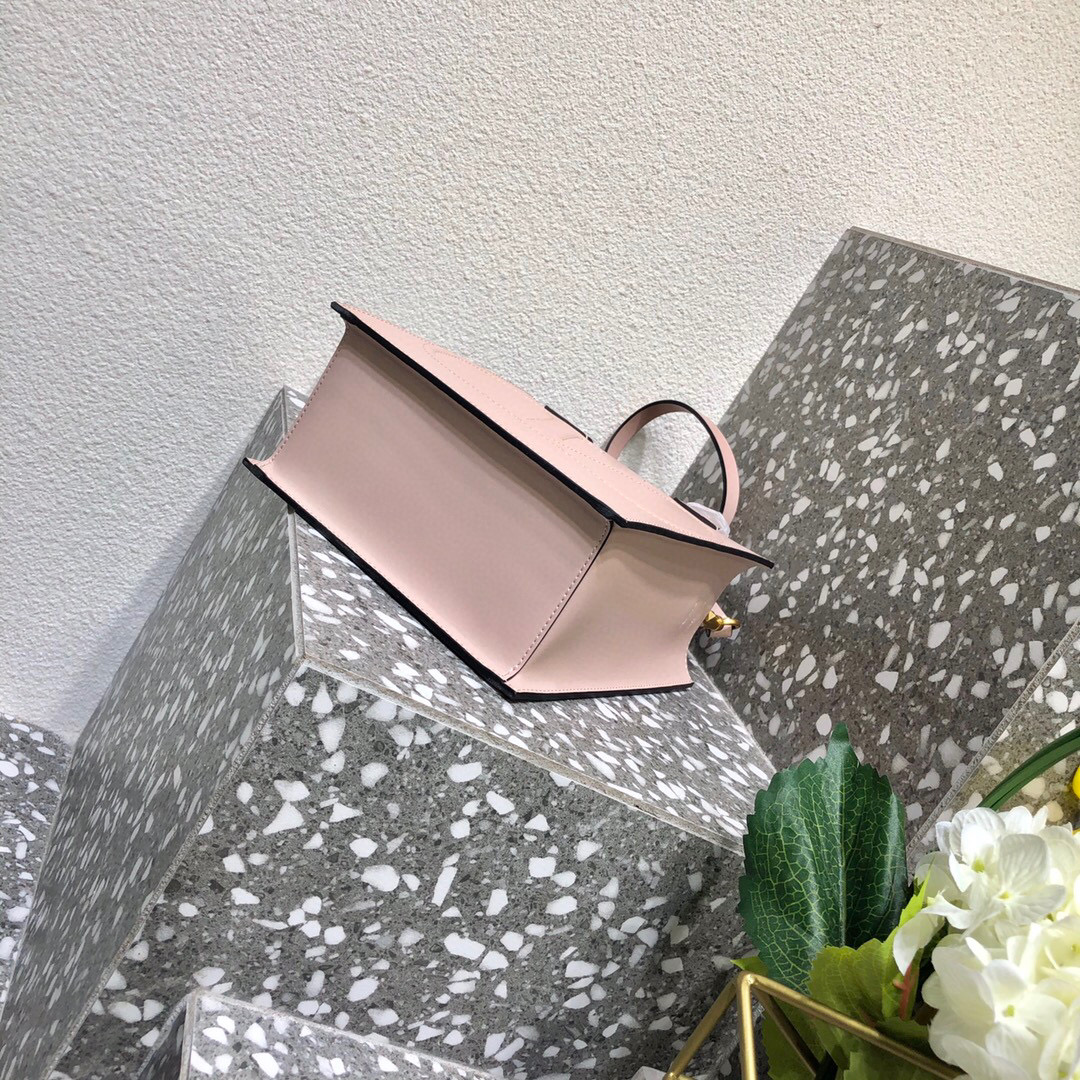 Valentino Garavani Walk Tote