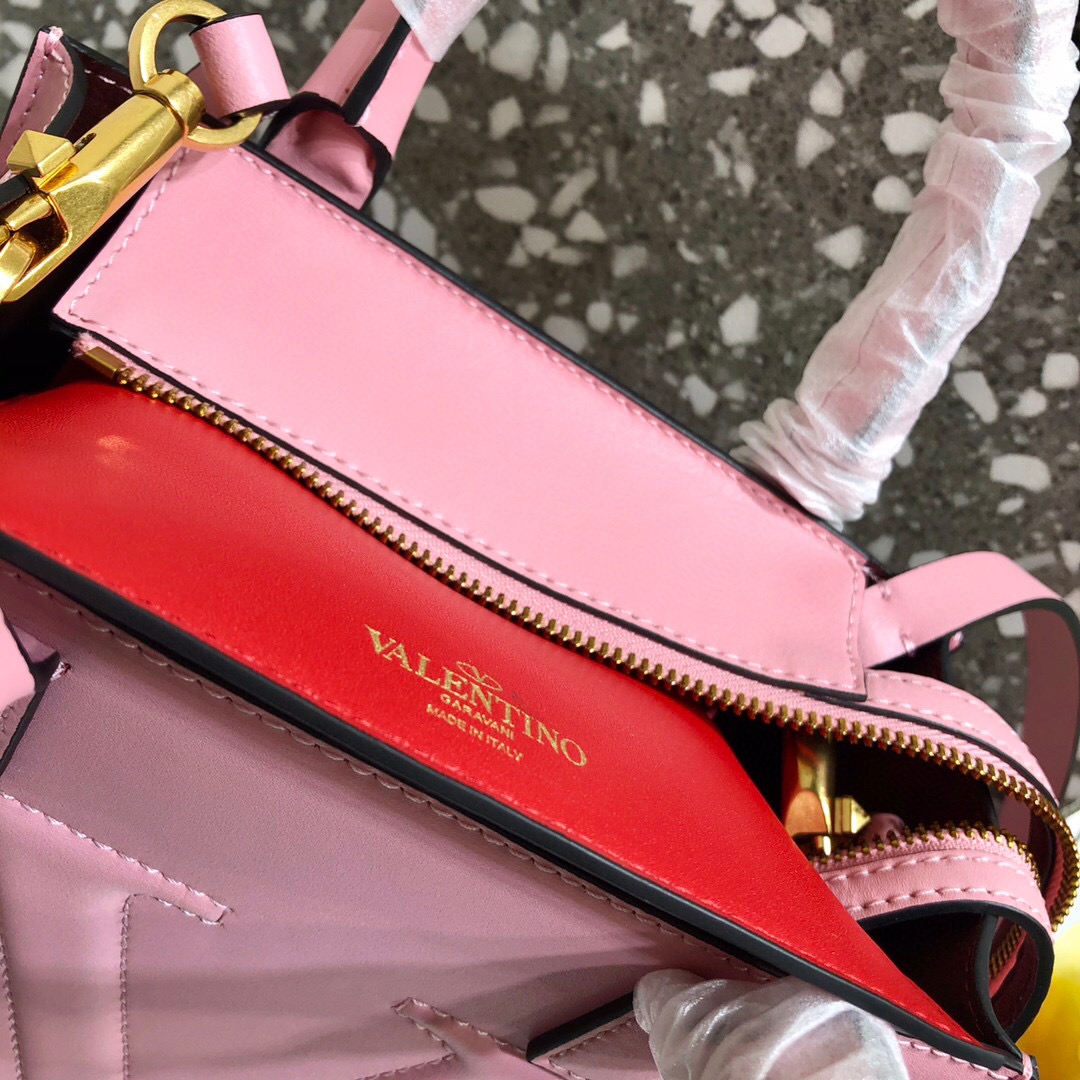 Valentino Garavani Walk Tote
