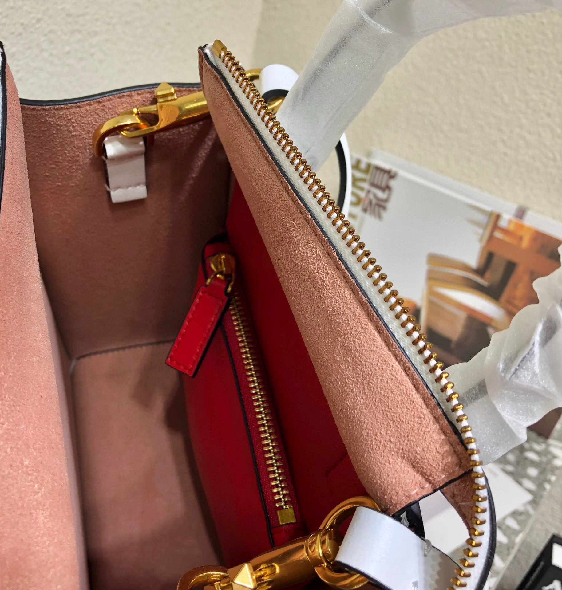 Valentino Garavani Walk Tote