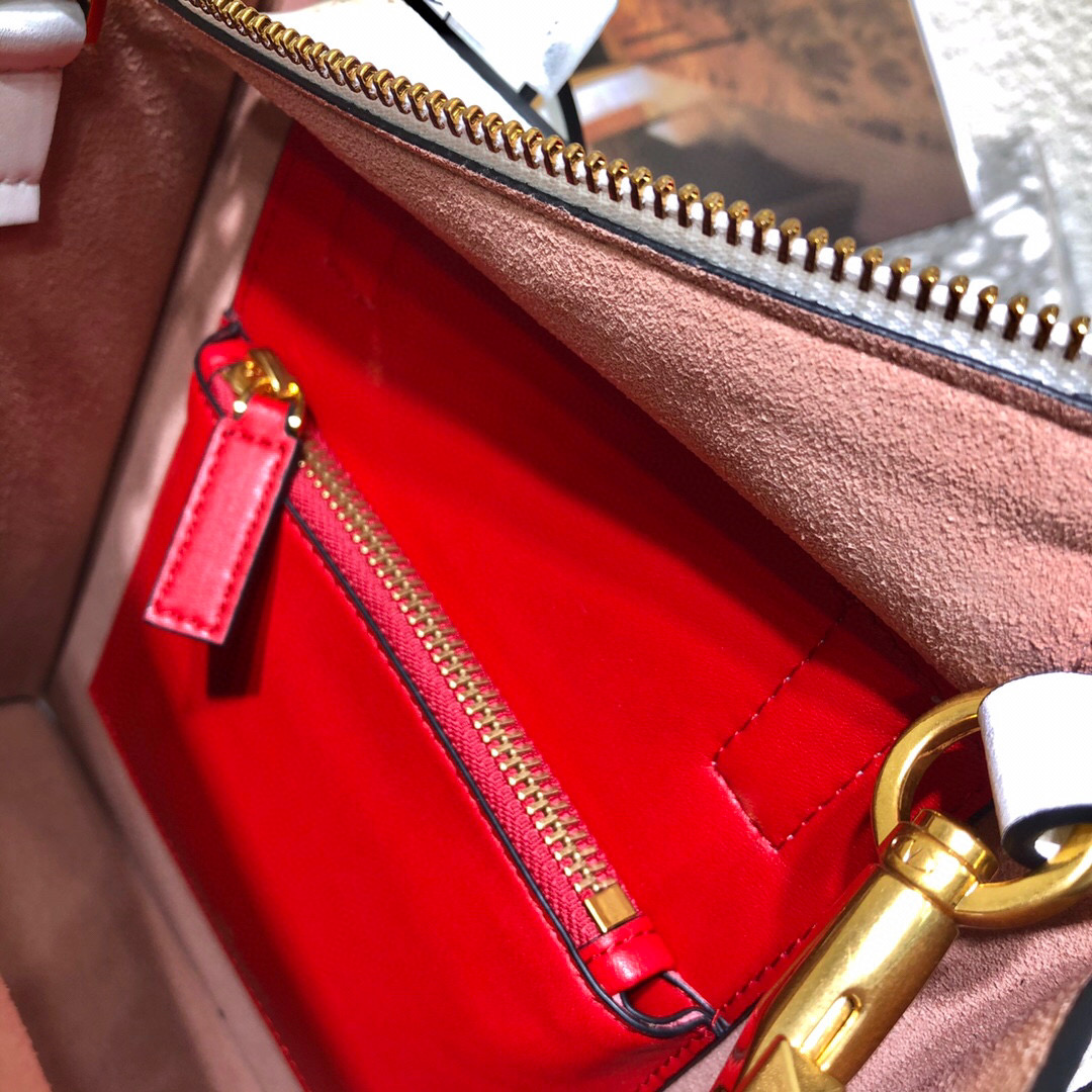 Valentino Garavani Walk Tote