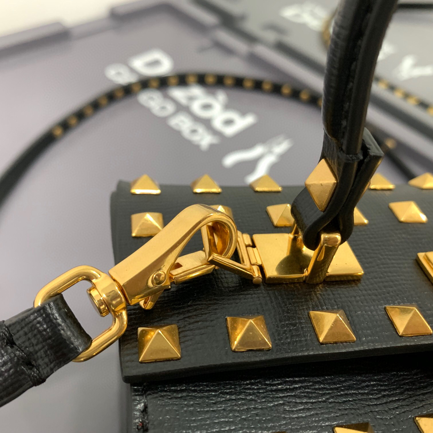 Valentino Garavani Rockstud