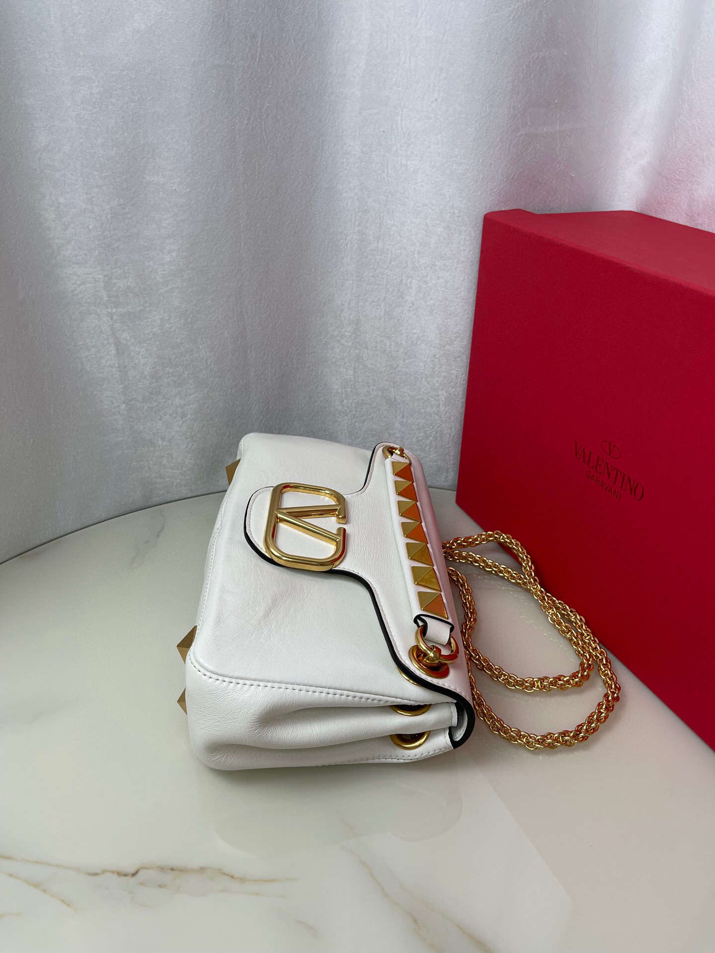 Valentino Stud Sign