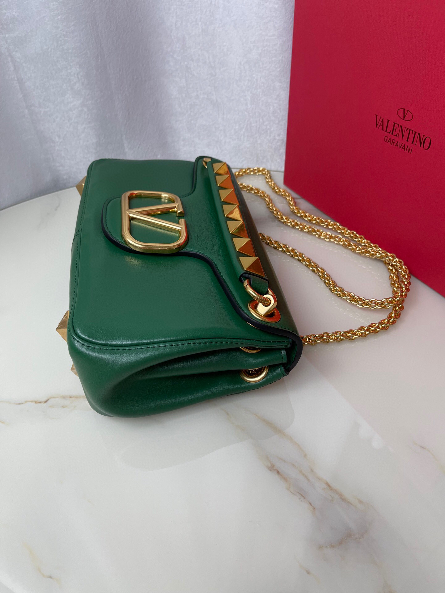 Valentino Stud Sign