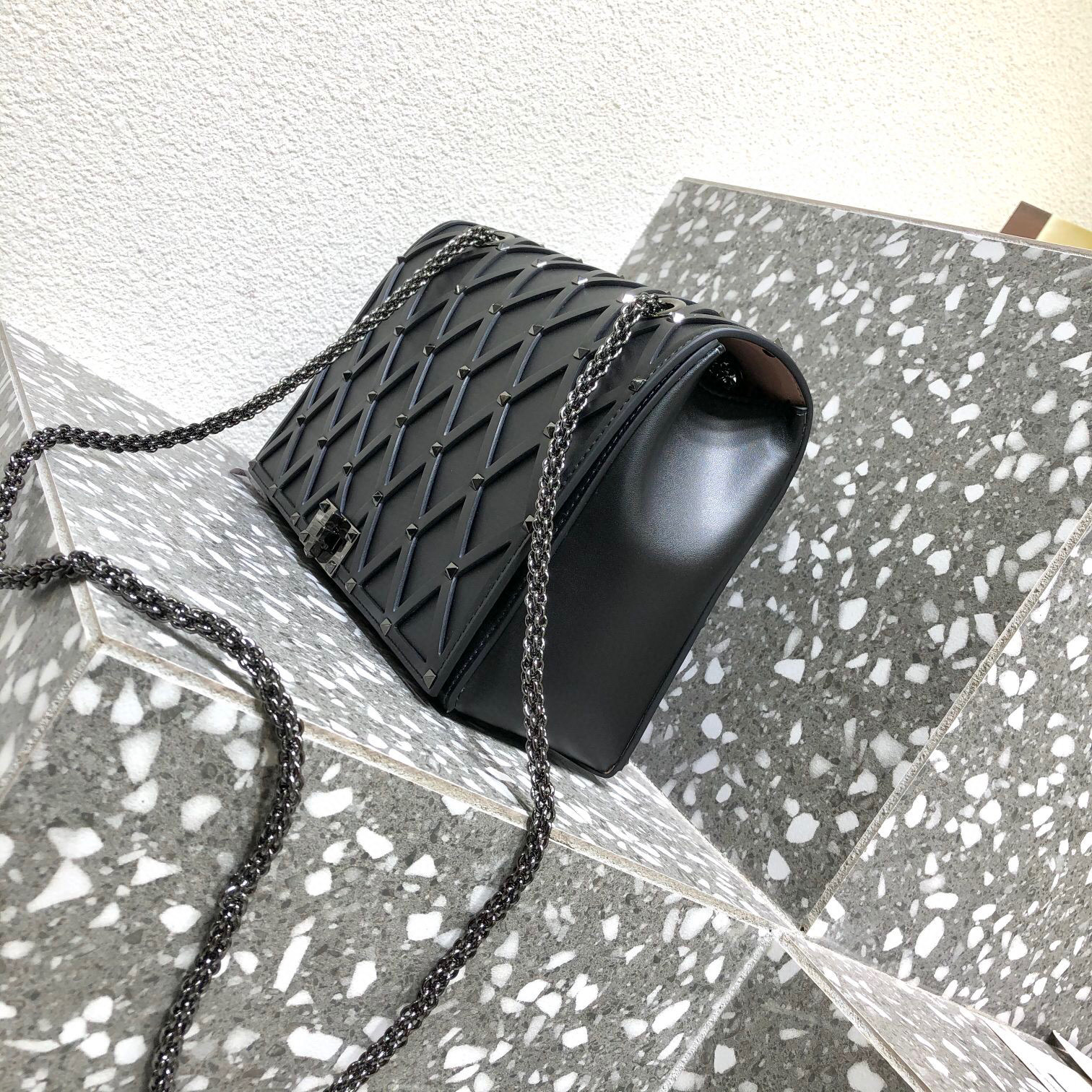 Valentino Beehive