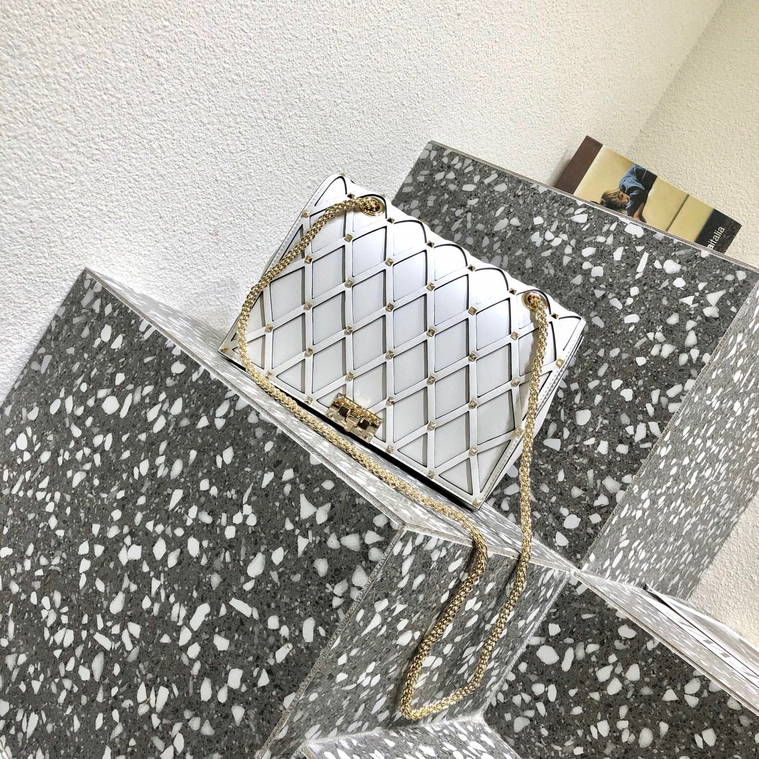 Valentino Beehive