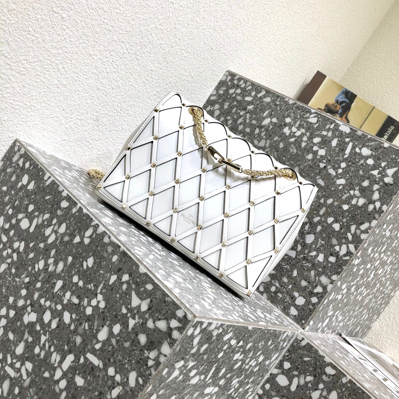 Valentino Beehive