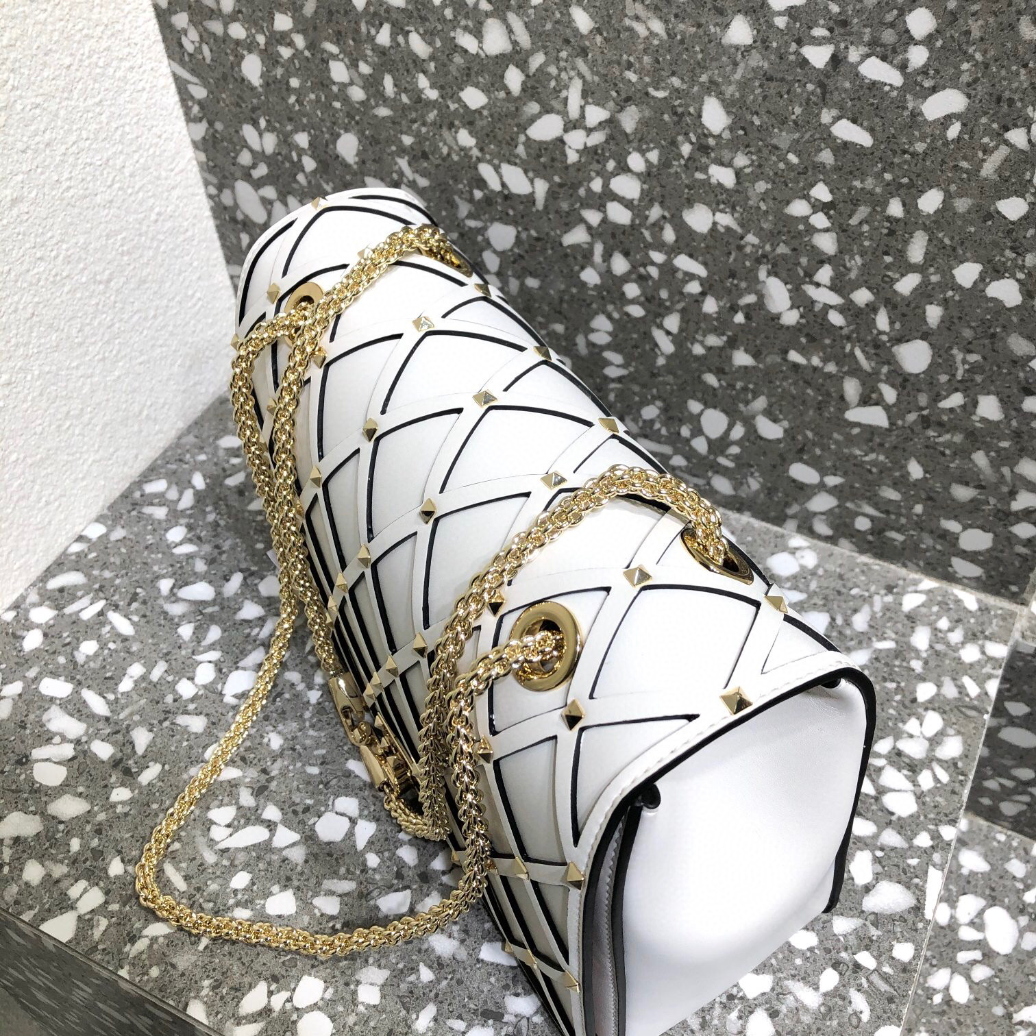 Valentino Beehive