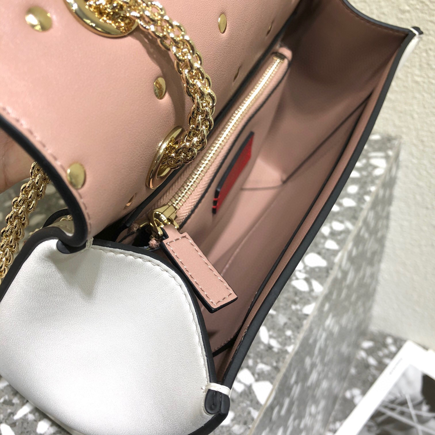 Valentino Beehive