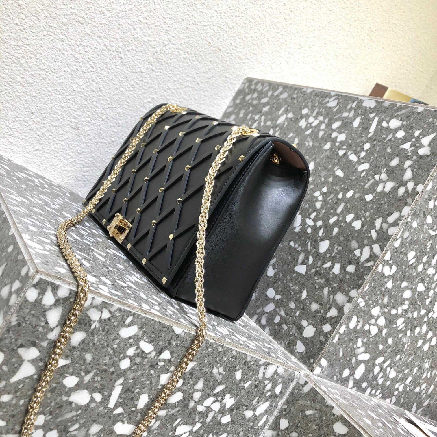 Valentino Beehive
