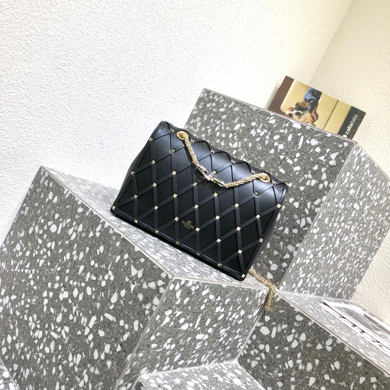 Valentino Beehive