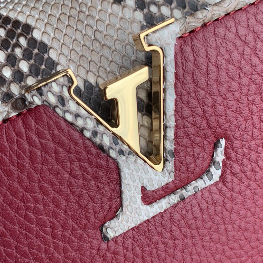 l**is V*t*n capucines