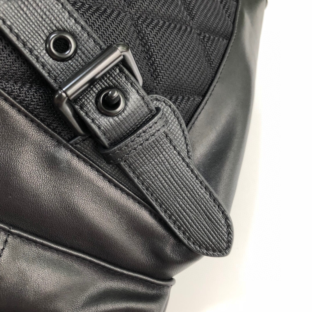 B**rry backpack