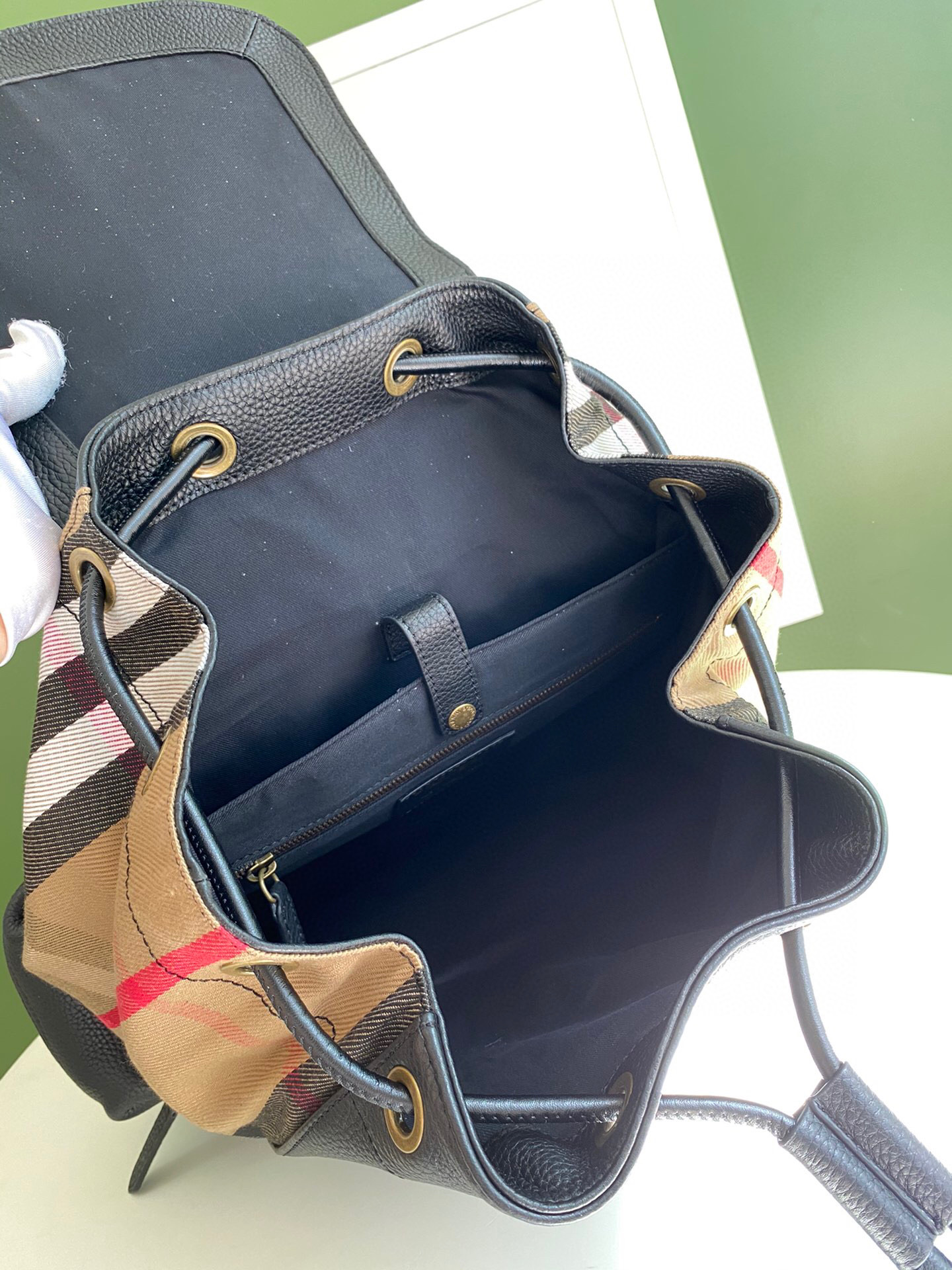 B**rry backpack