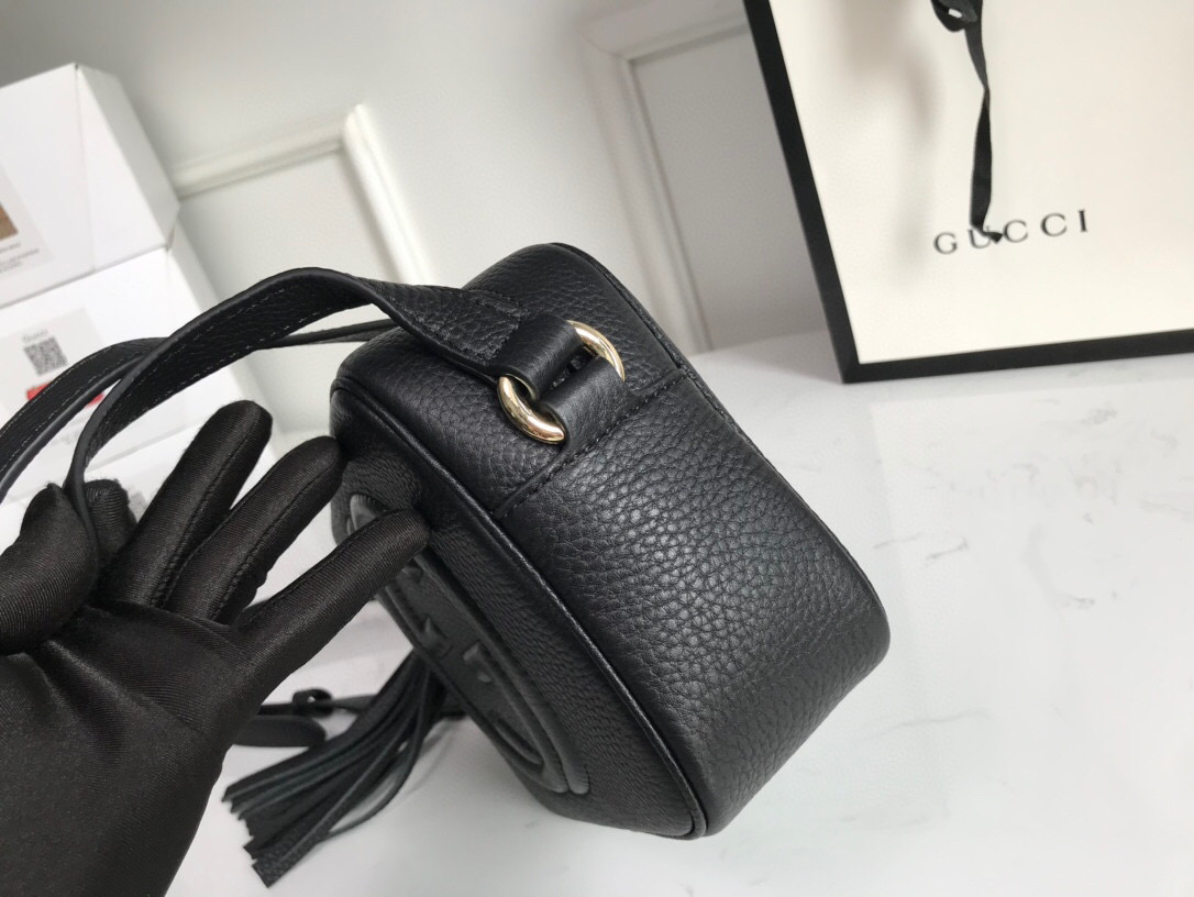 G*u*i soho disco bag