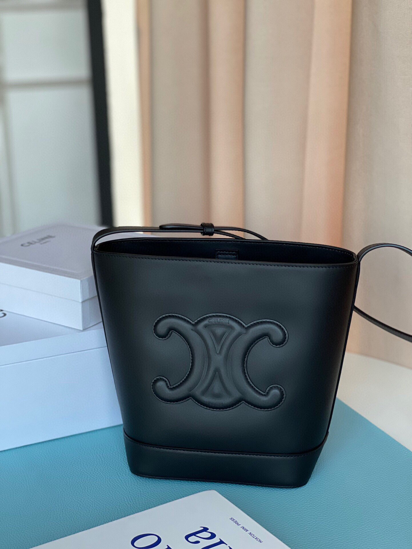 Ce**e bucket