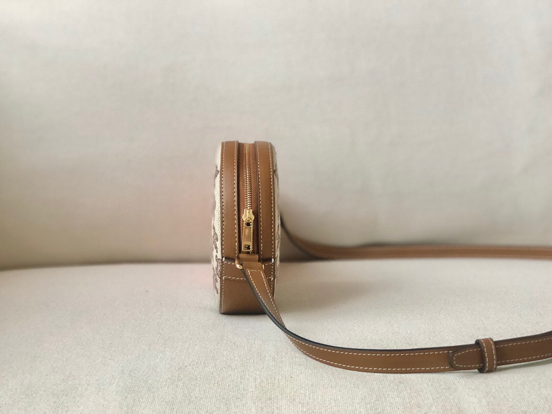 Ce**e shoulder bag