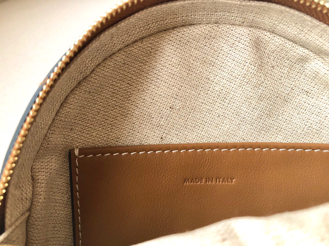 Ce**e shoulder bag