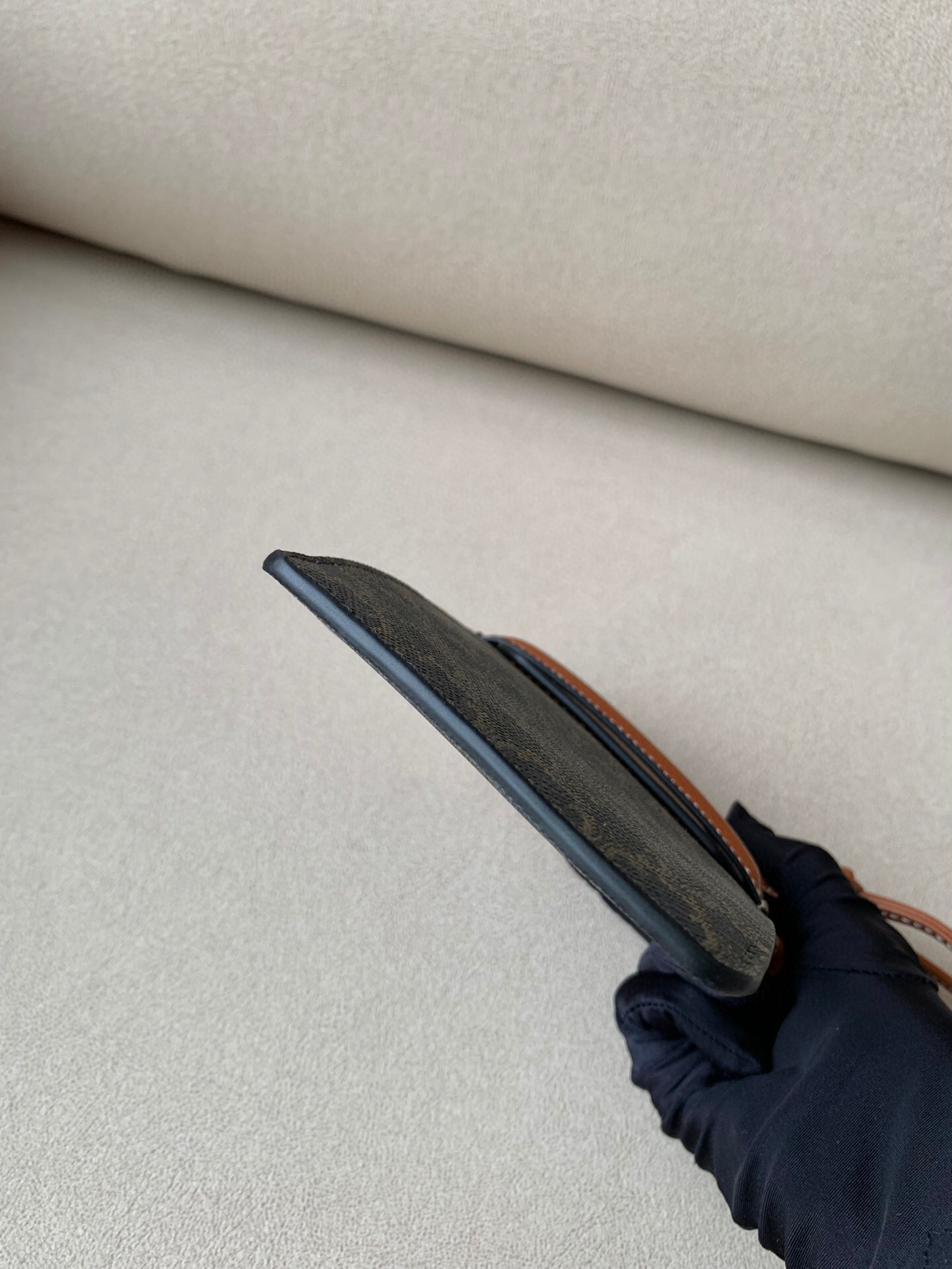 Ce**e mobile phone bag