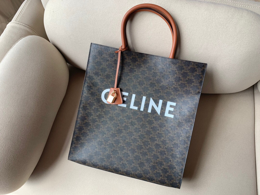 Ce**e tote