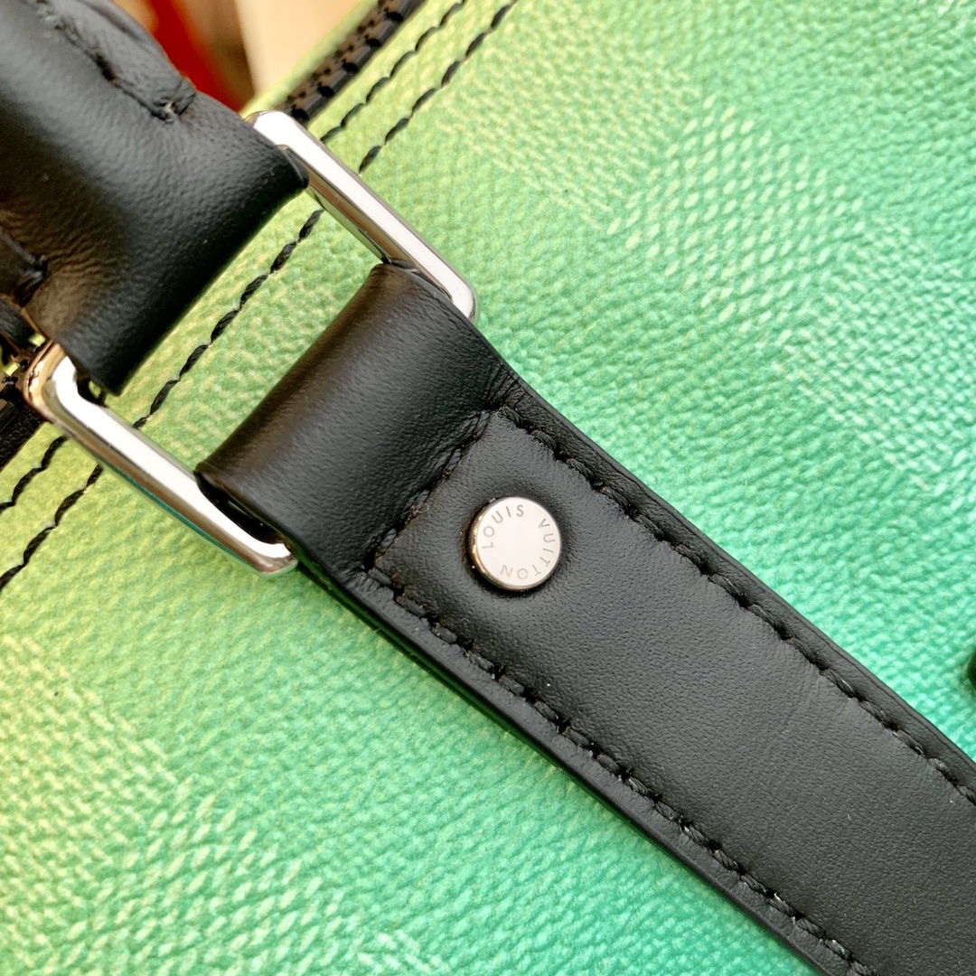l**is V*t*n keepall