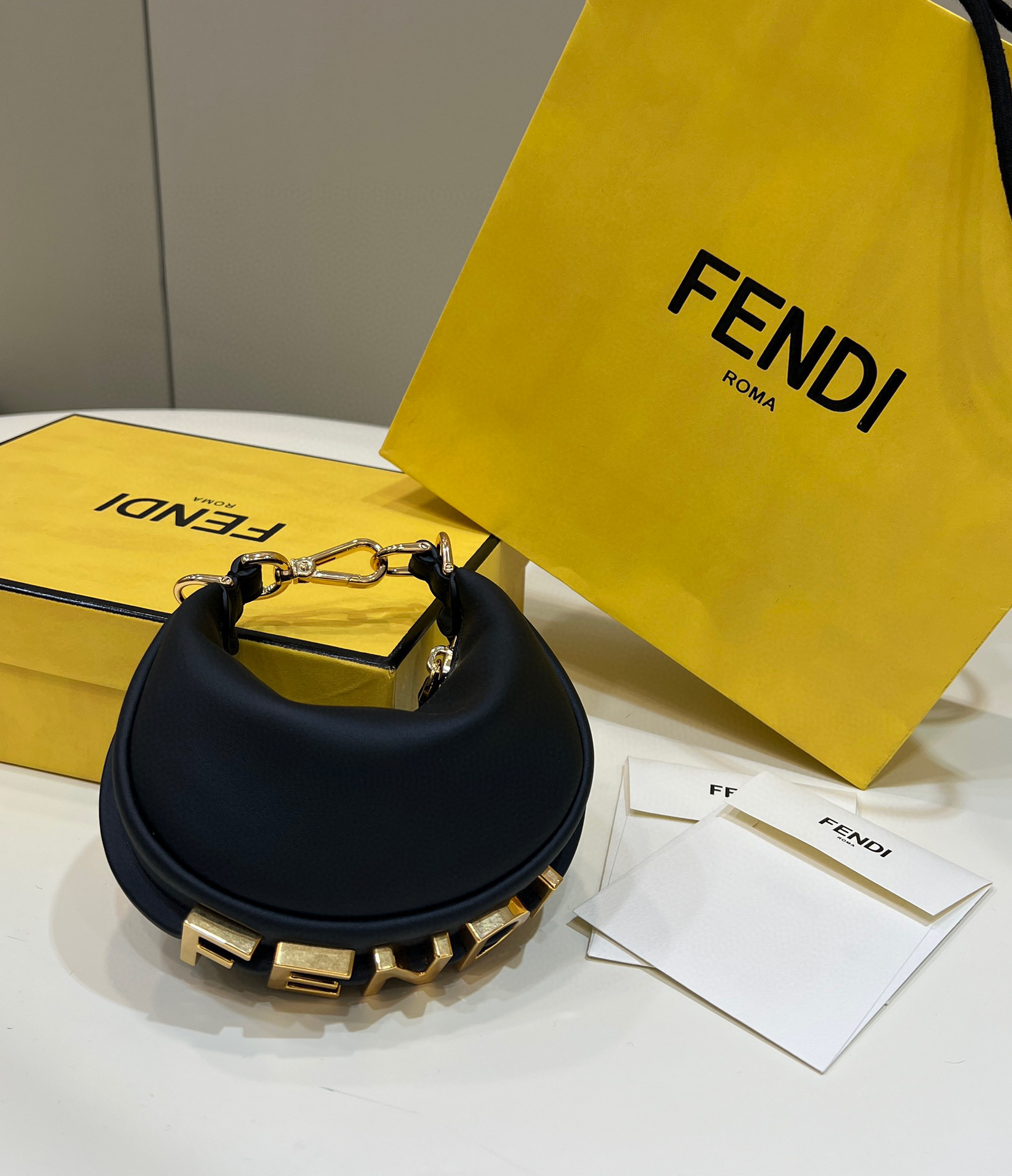 F**di F**digraphy mini