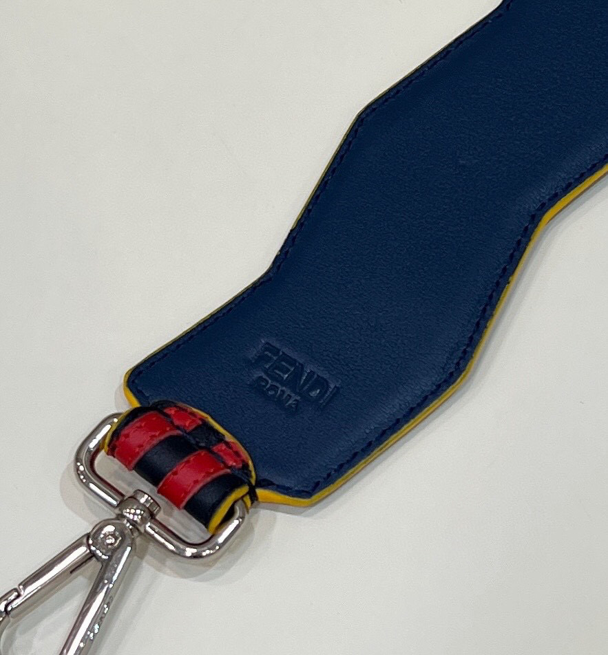 F**di strap