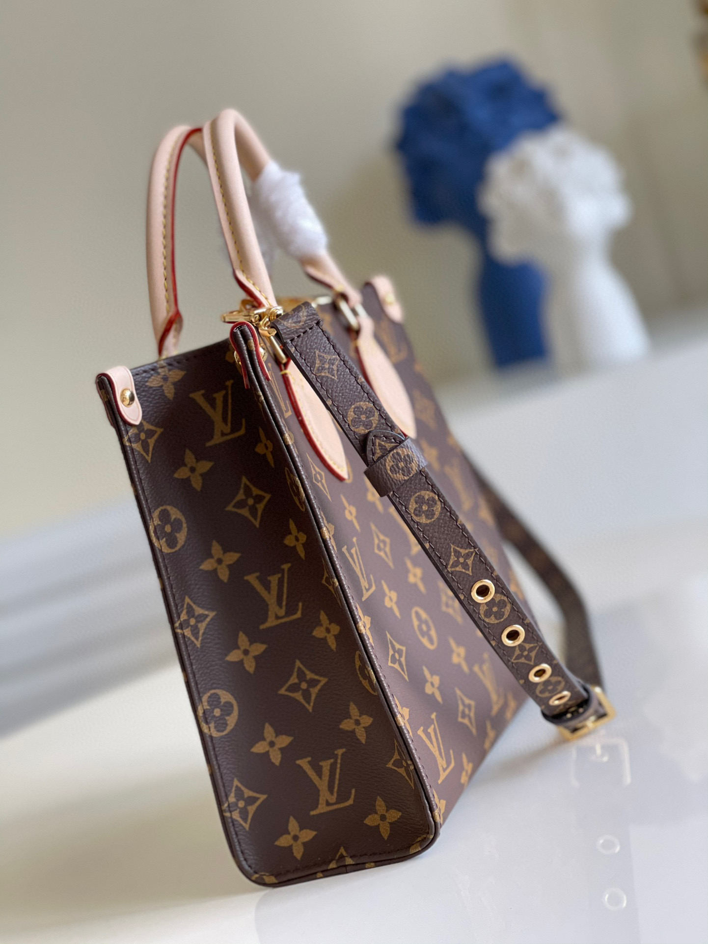 l**is V*t*n sac plat bag