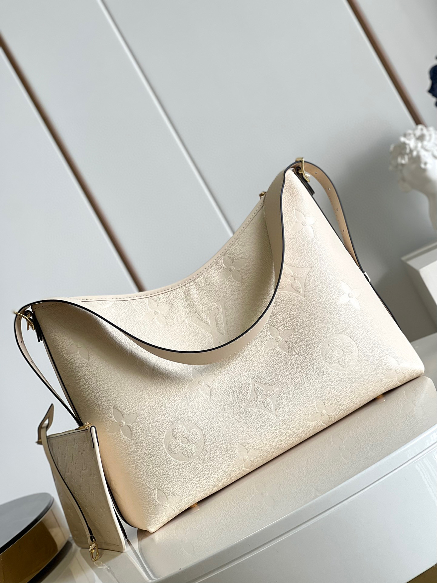 l**is V*t*n carryall mm