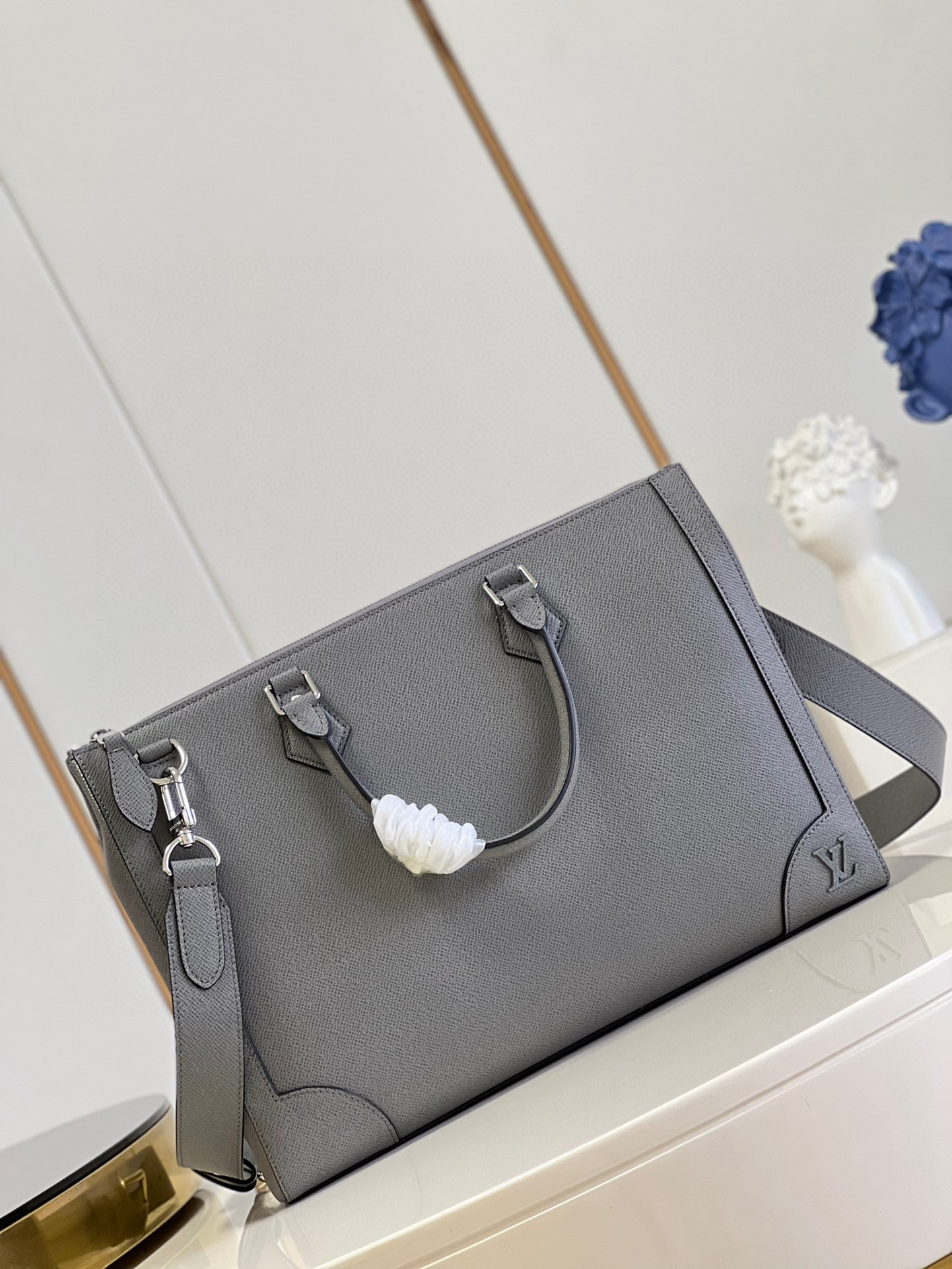 l**is V*t*n maletin slim bag