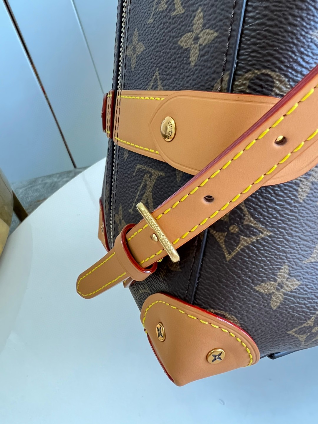 l**is V*t*n soft trunk backpack pm