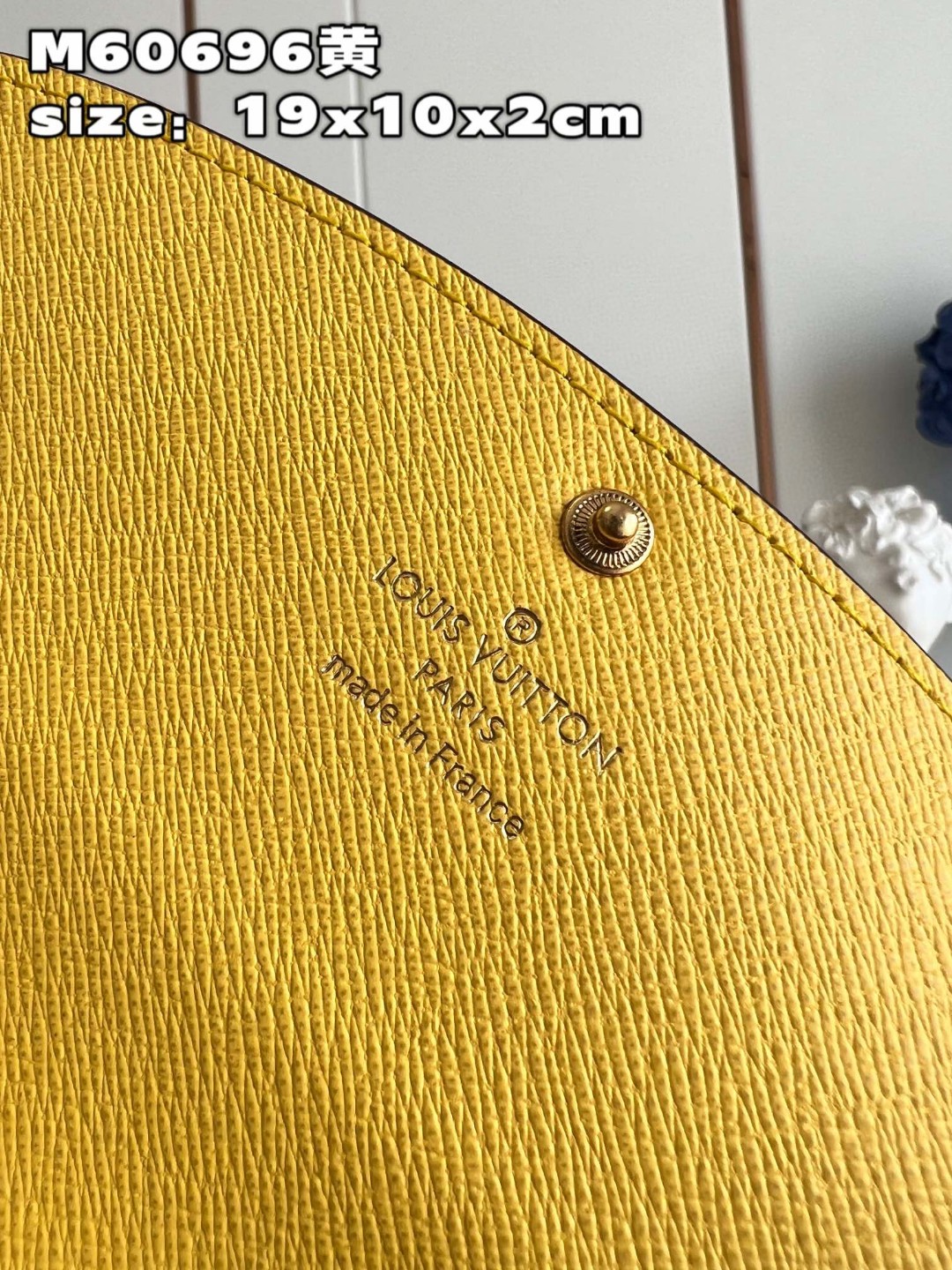 l**is V*t*n emilie wallet purse
