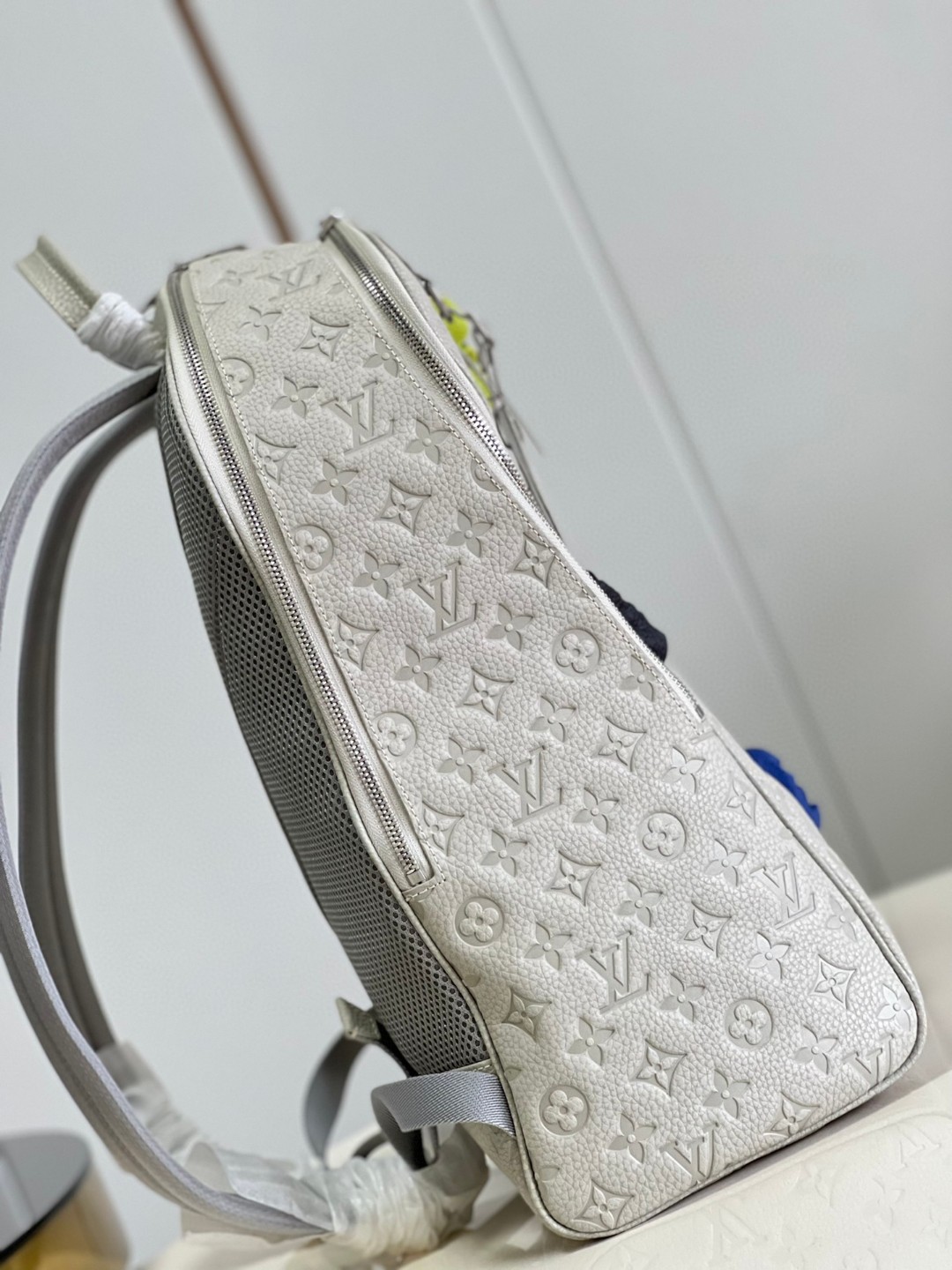 l**is V*t*n ellipse backpack
