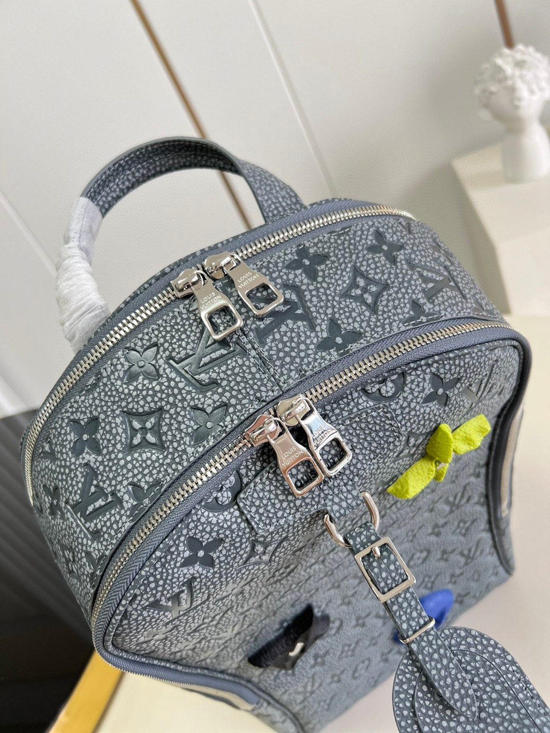 l**is V*t*n ellipse backpack