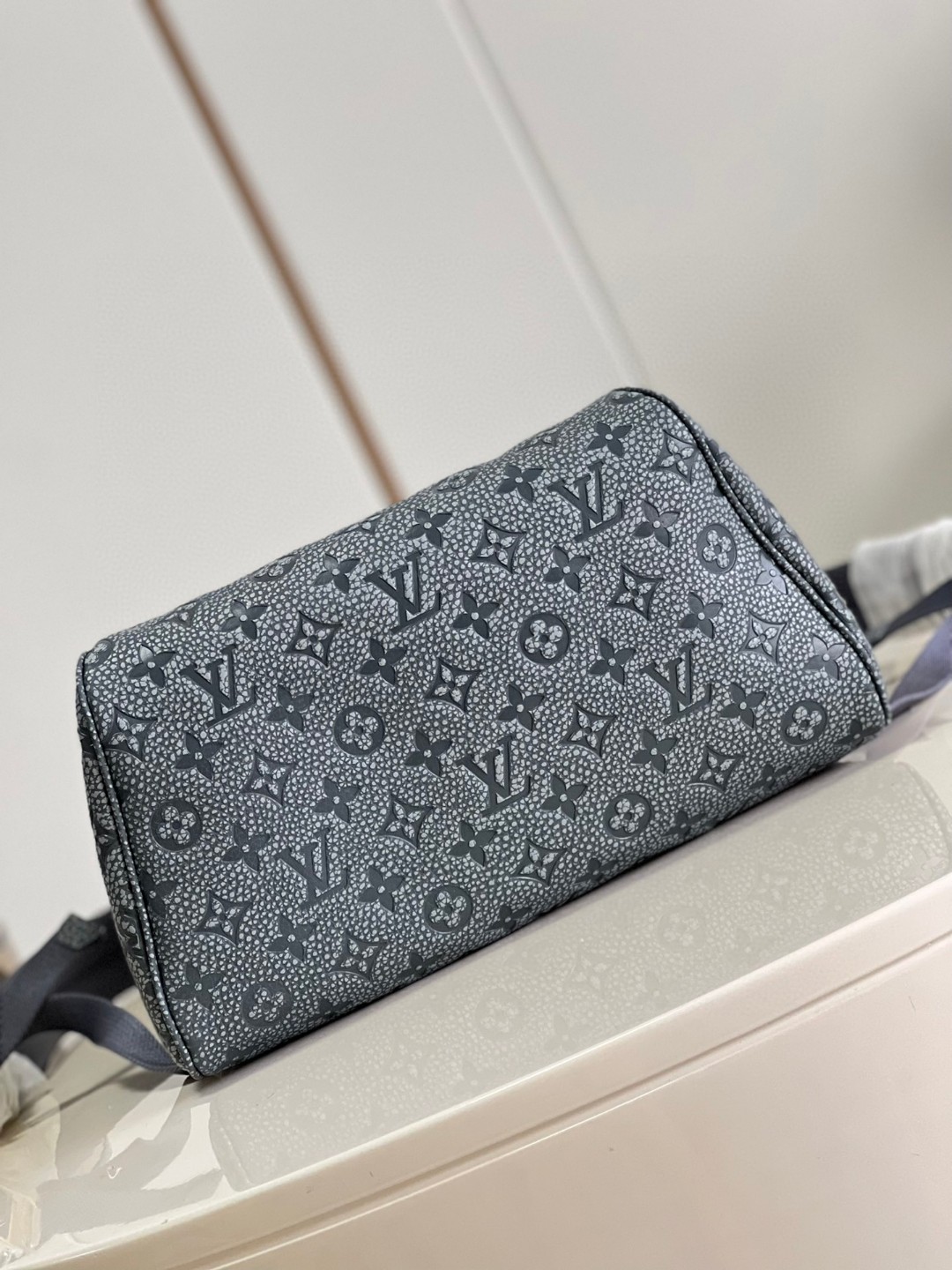 l**is V*t*n ellipse backpack