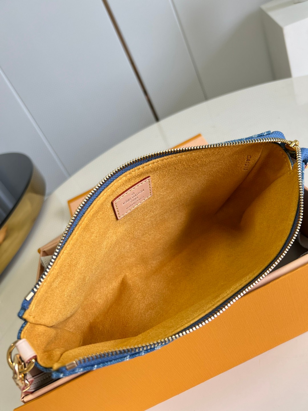 l**is V*t*n pochette accessoires
