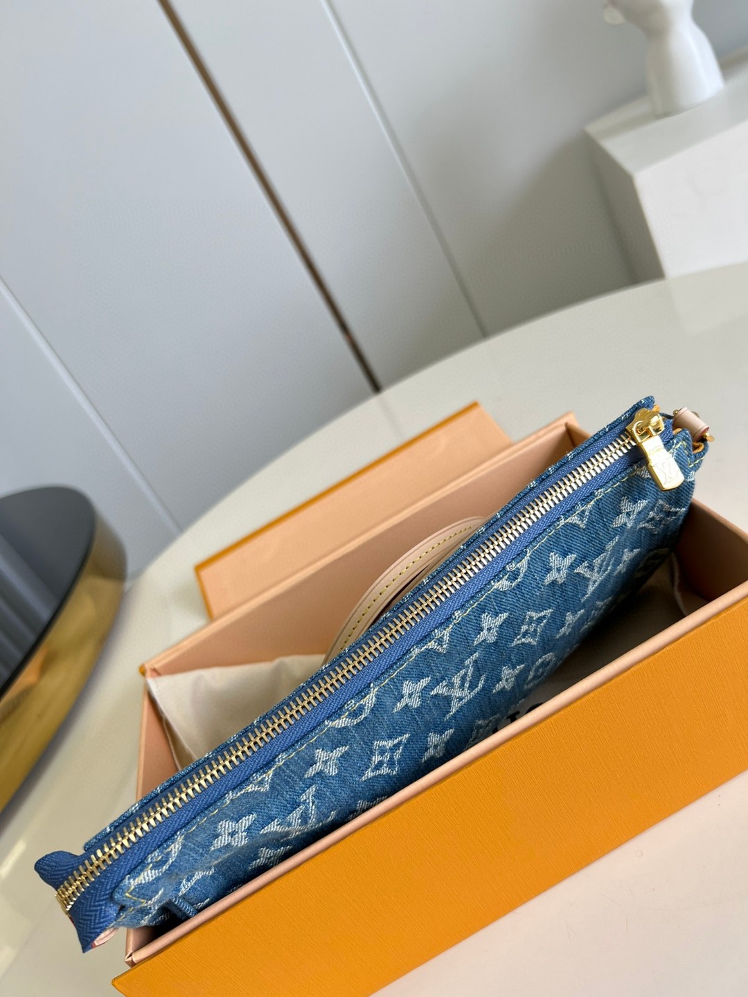 l**is V*t*n pochette accessoires
