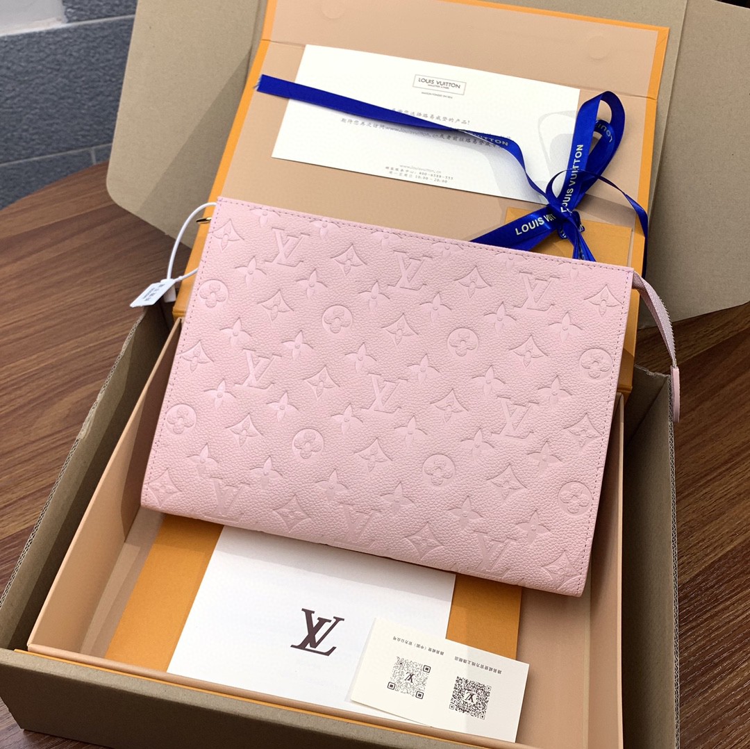 l**is V*t*n leather pouches & cosmetic