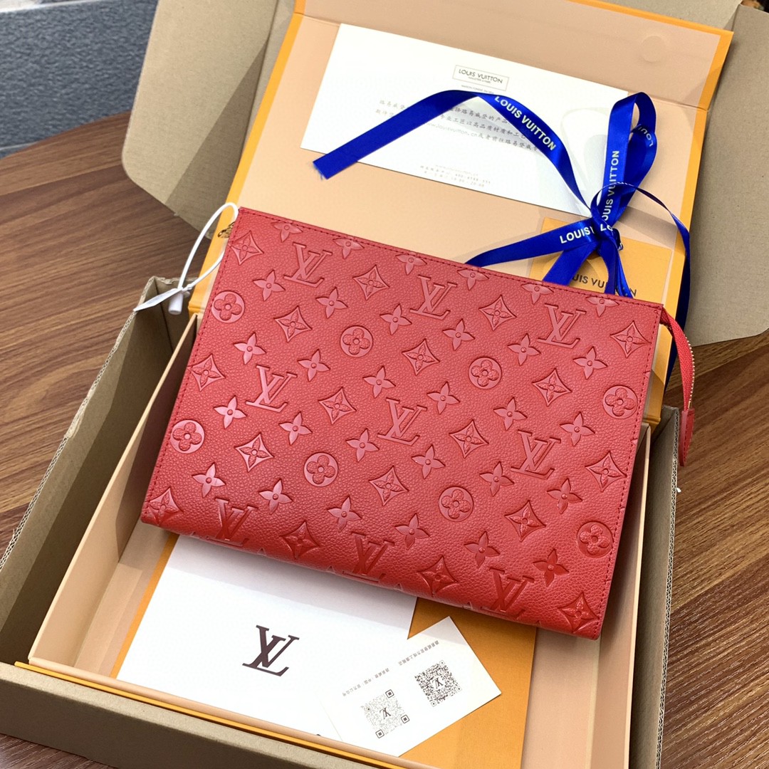 l**is V*t*n leather pouches & cosmetic