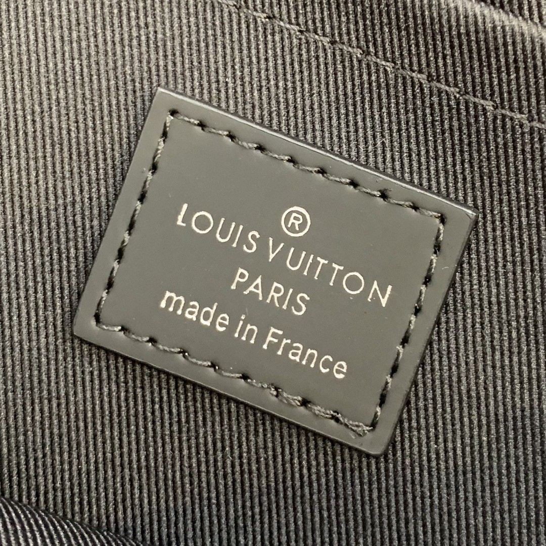 l**is V*t*n discovery pochette