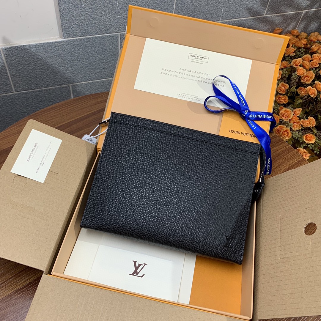 l**is V*t*n pochette voyage mm