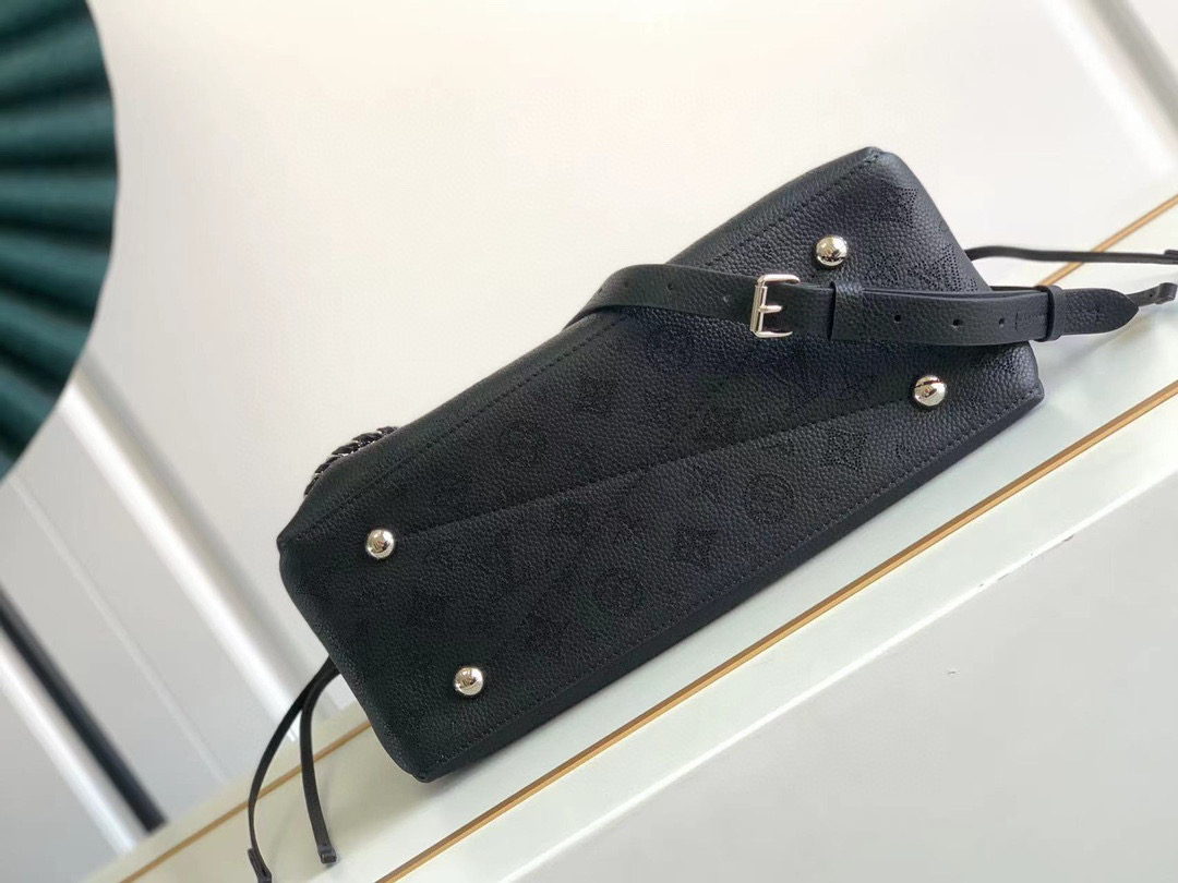 l**is V*t*n bella tote