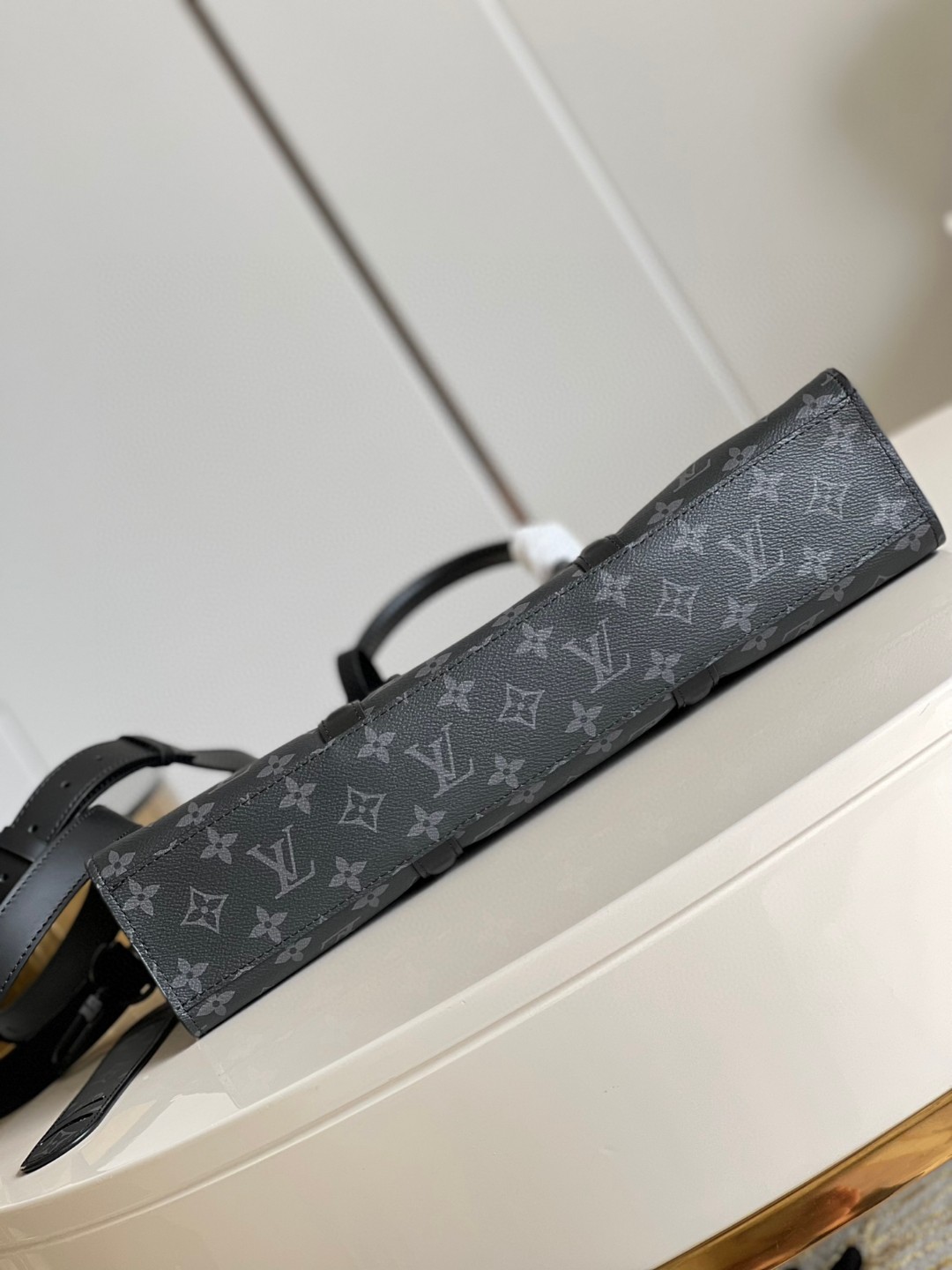 l**is V*t*n sac plat horizontal zippe